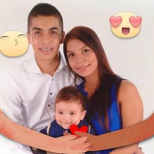 Meet your Posher, Maria elena